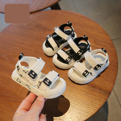 Takjakinnitusega beebisuvised sandaalid poistele