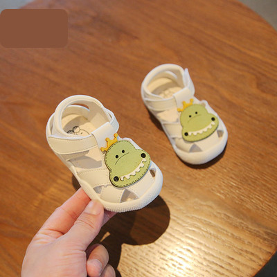 Suvised beebikinnised sandaalid poistele 3D-rakendusega