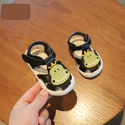 Suvised beebikinnised sandaalid poistele 3D-rakendusega