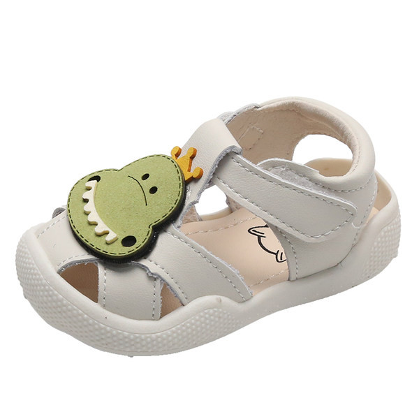 Suvised beebikinnised sandaalid poistele 3D-rakendusega