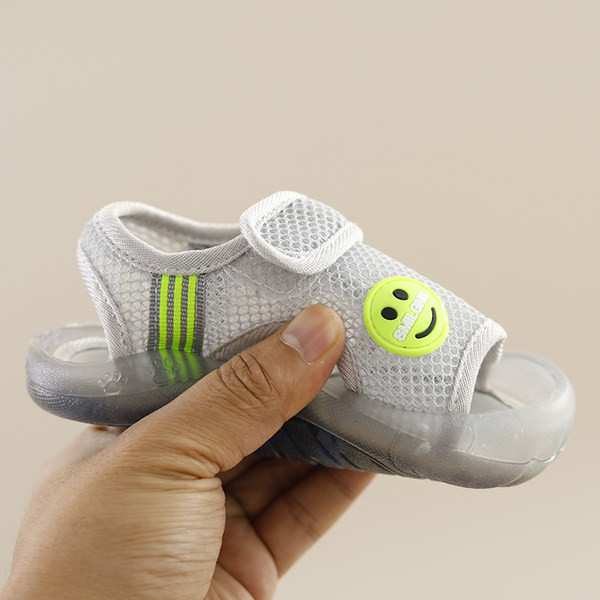 Võrkkangast beebisandaalid