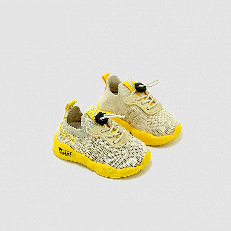 Бебешки пролетно-летни маратонки с връзки