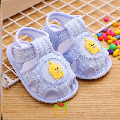 Aplikatsiooniga beebitekstiilist sandaalid - poistele ja tüdrukutele