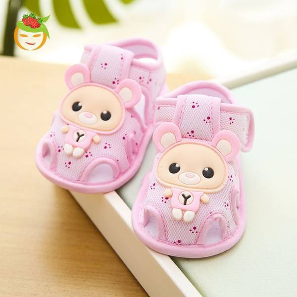 Aplikatsiooniga beebitekstiilist sandaalid - poistele ja tüdrukutele