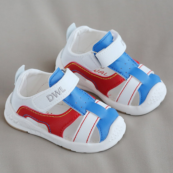 Бебешки сандали от еко кожа с велкро закопчаване за момичета и момчета