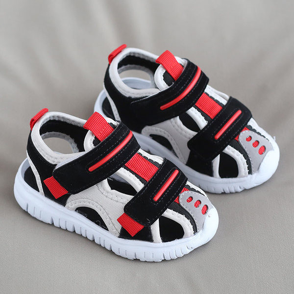 Uus pehme tallaga beebisandaalide mudel