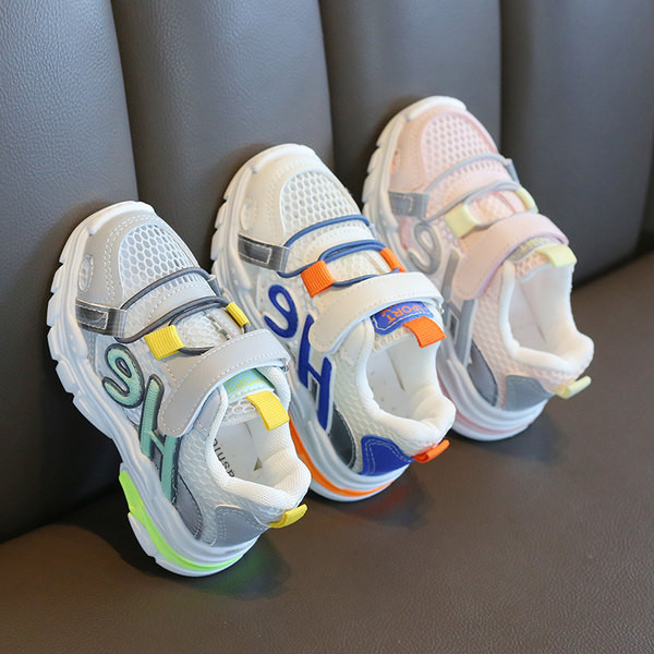 Бебешки маратонки с мрежа и велкро лепенка