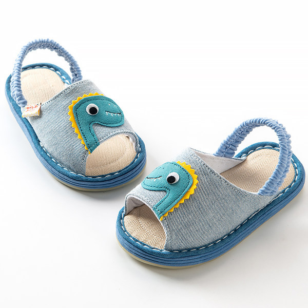 Dinosauruse ja kummiga beebisandaalid