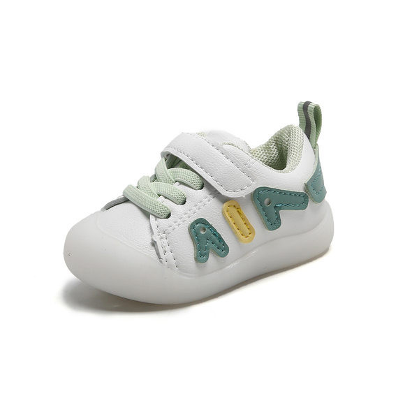 Võrgusilma ja pealdisega beebisandaalid