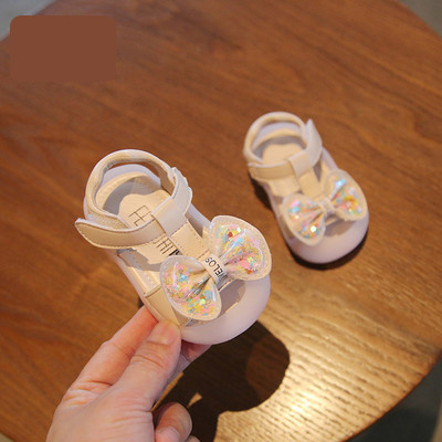 Бебешки сандали с велкро лепенки и панделка 
