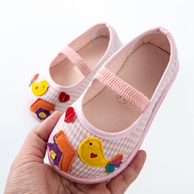 Бебешки обувки с равна подметка за момичета