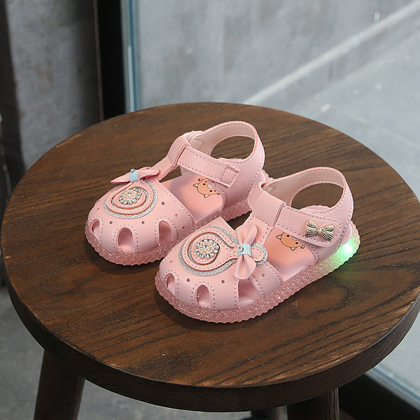 Бебешки сандали с панделка и лепенки за момичета 
