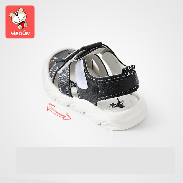 Suvised beebisandaalid ökonahast ja plaastritest