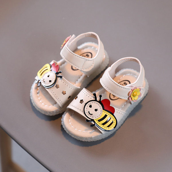 Mitmes värvitoonis 3D-elemendiga laste vabaaja sandaalid