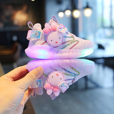 Бебешки обувки със светеща подметка в три цвята