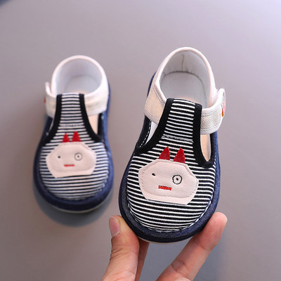 Бебешки сандали с лепенка и 3D елемент