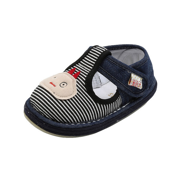 Бебешки сандали с лепенка и 3D елемент