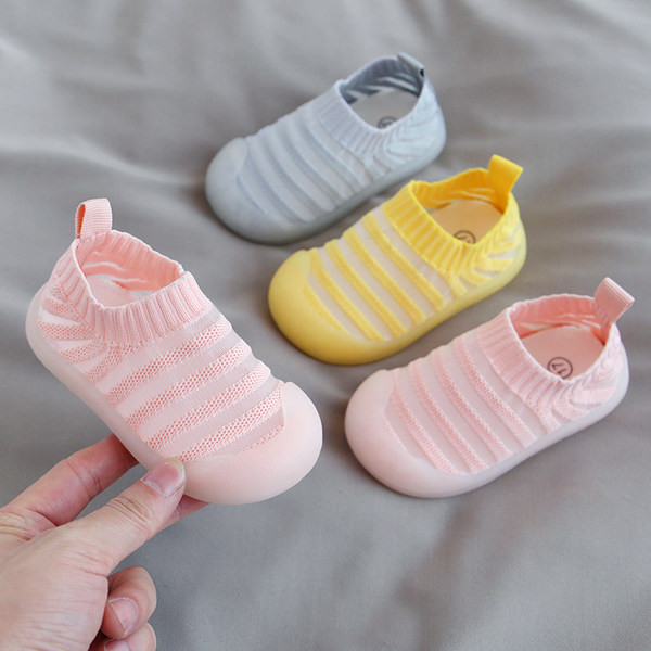 Бебешки обувки или сандали от текстил-за момчета и момичета