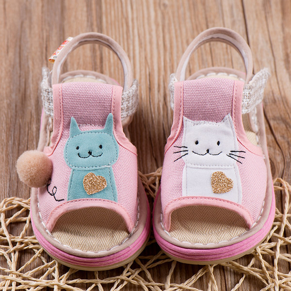 Beebi sandaalid roosad tüdrukutele - kaks mudelit