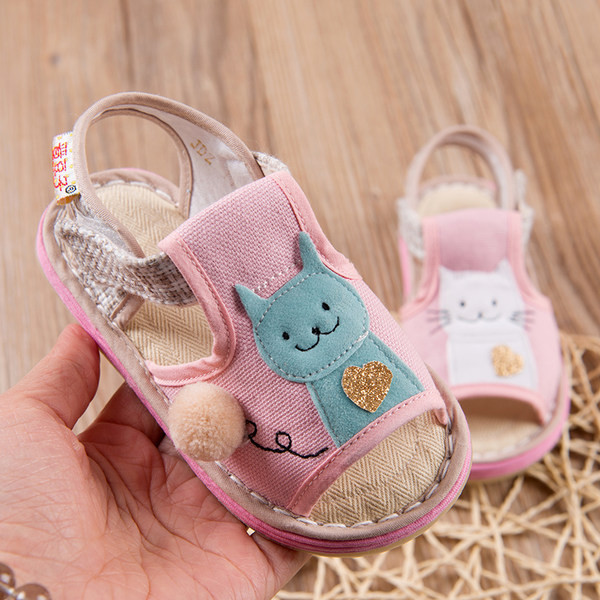 Beebi sandaalid roosad tüdrukutele - kaks mudelit