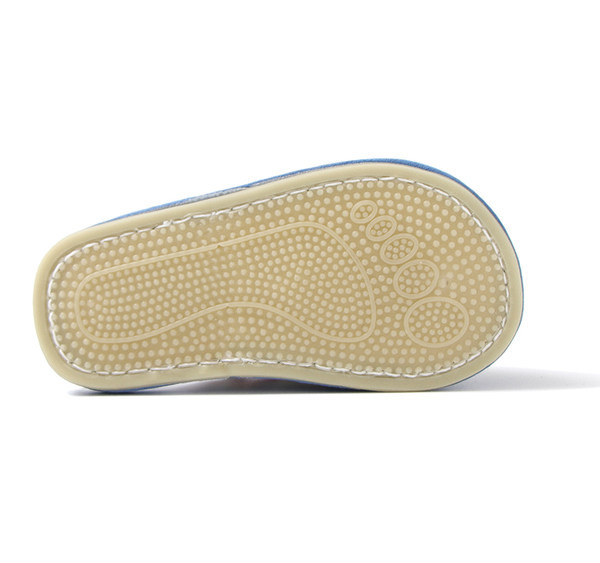 Pehme talla ja kummiga beebisandaalid