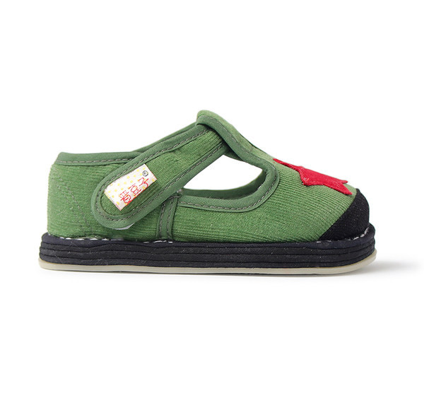 Täheembleemiga rohelised beebisandaalid