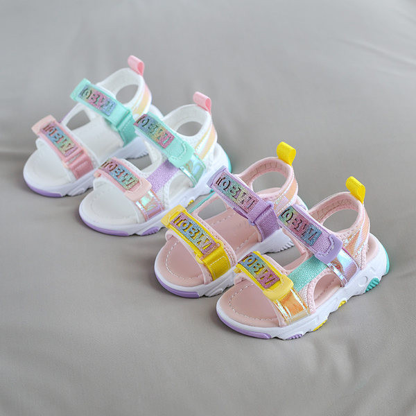 Tüdrukute takjapaelaga beebisandaalid