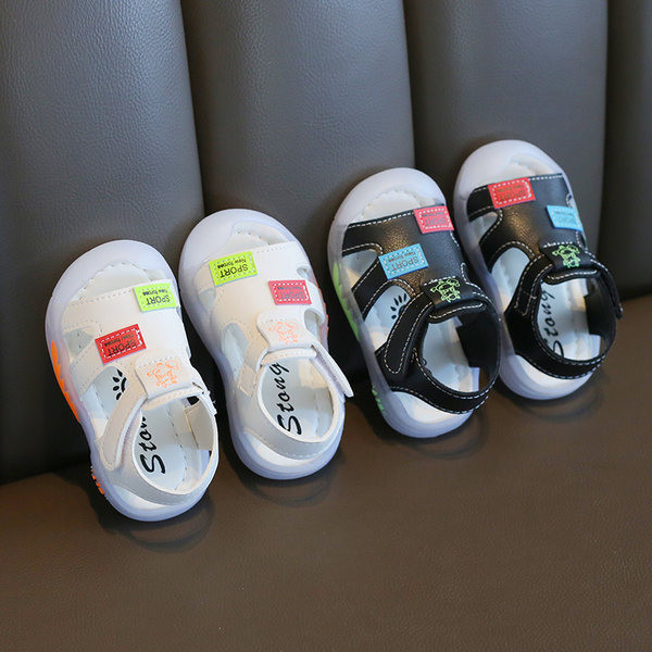 Takjapaelaga ökonahast beebisandaalid