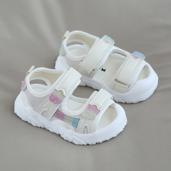 Бебешки сандали с велкро лепенки за момчета и момчета