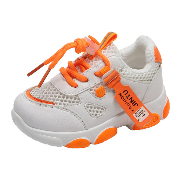 Kolmes värvitoonis paeltega võrktossud beebile