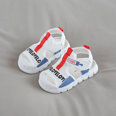 Beebi võrksandaalid kirjadega