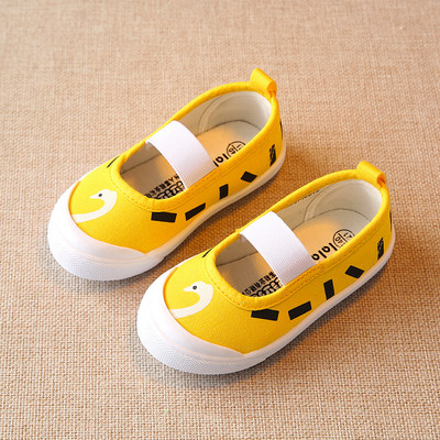 Kummiga tekstiilist tossud tüdrukutele