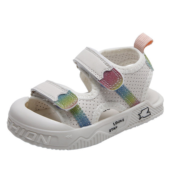 Lameda talla ja takjakinnitusega beebisandaalid