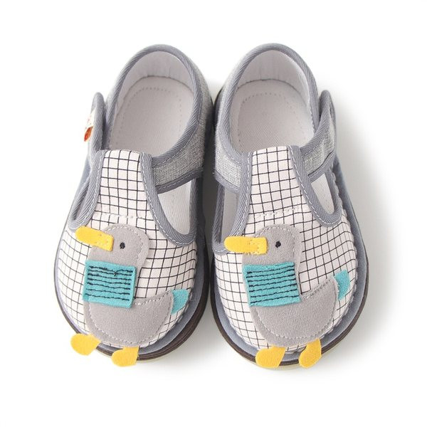 Карирани бебешки обувки с 3D елемент за момичета и момчета