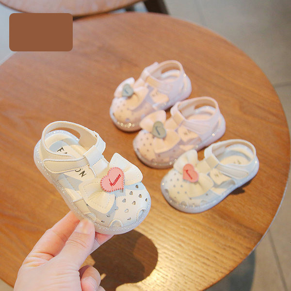 Paela ja takjakinnitusega vabaaja sandaalid beebidele