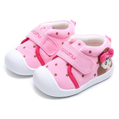 Aplikatsiooniga lõuendist beebitossud tüdrukutele