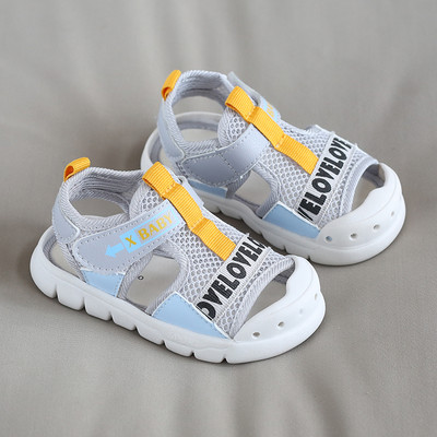 Нов модел бебешки сандали с надписи и удобна подметка за момичета и момчета 