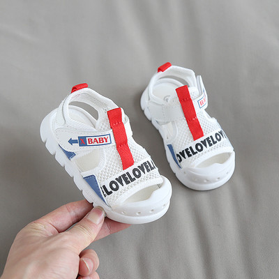 Uus mudel kirjadega ja mugava tallaga beebisandaalid tüdrukutele ja poistele