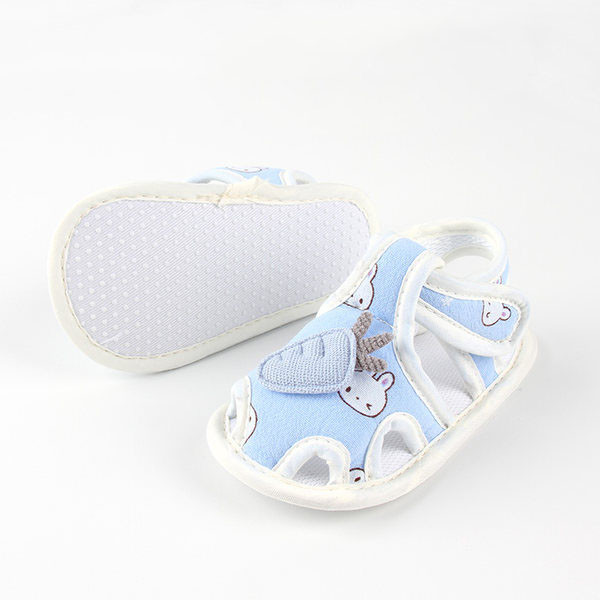 Бебешки сандали с 3D елемент и велкро лепенка