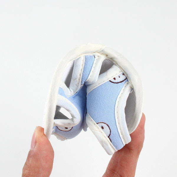 Бебешки сандали с 3D елемент и велкро лепенка