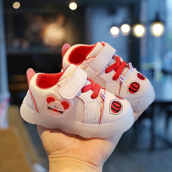 Bērnu kedas no eko ādas ar velcro saitēm un aplikāciju