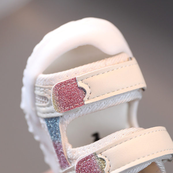 Бебешки сандали за момичета-с велкро лепенка