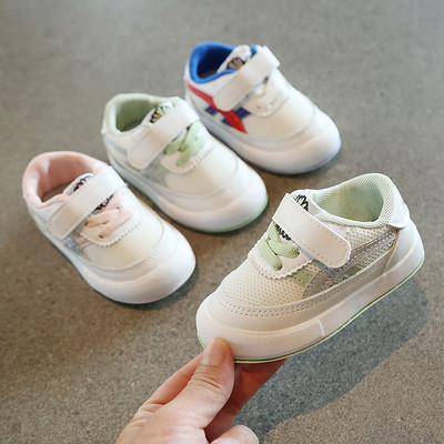 Paelte ja takjakinnitusega beebitossud