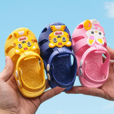 Бебешки гумени сандали с апликация