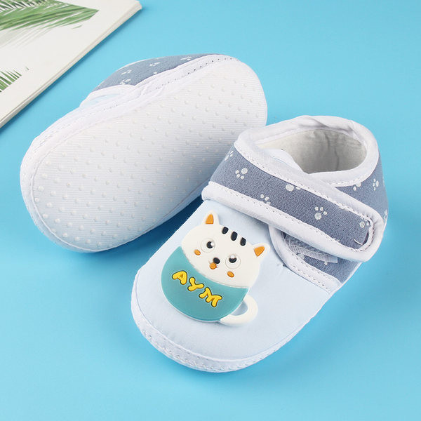 Kleebise ja 3D elemendiga beebikingad - kaks mudelit