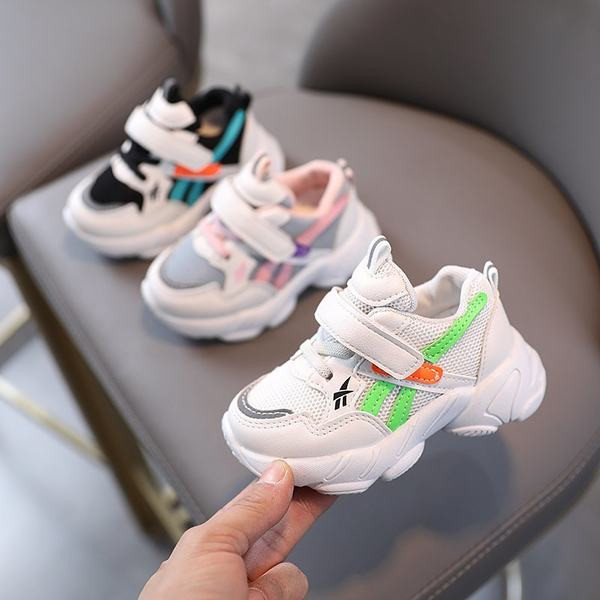 Бебешки маратонки с велкро лепенки и груба подметка