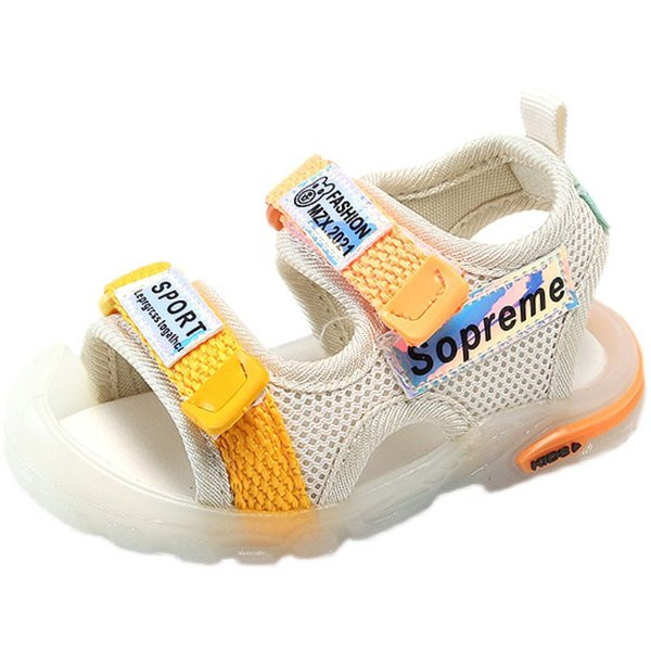 Mitmes värvitoonis kirja ja kleebisega beebisandaalid