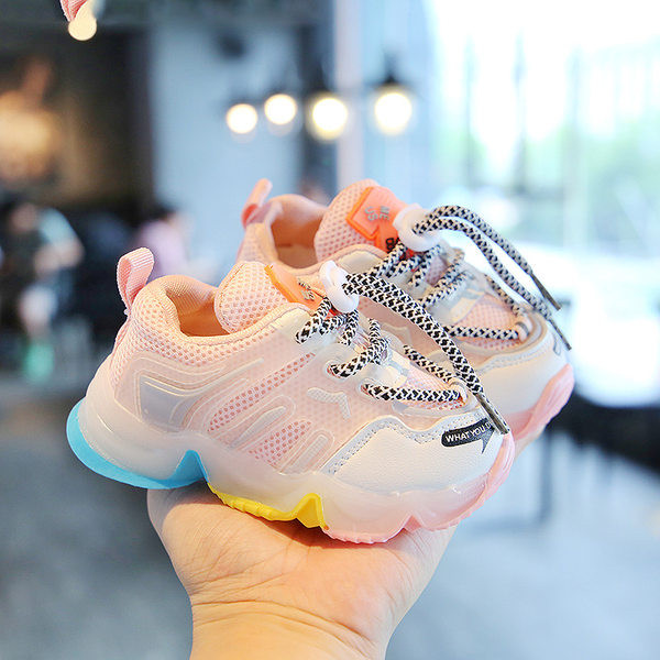 Beebi helendavad paeltega tossud poistele ja tüdrukutele