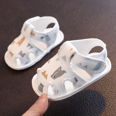 Dječje sandale sa zakrpama i mekanim potplatom