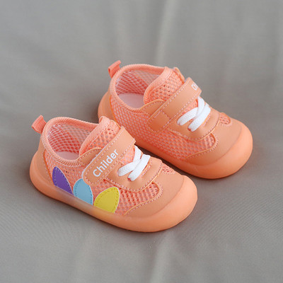 Teibi ja võrguga beebide suvekingad